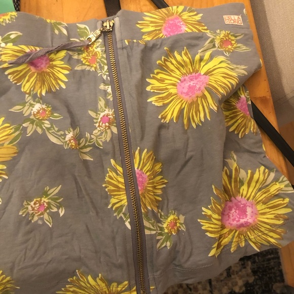 Billabong Designers Closet Floral Zip Up Mini Skirt - Picture 2 of 4